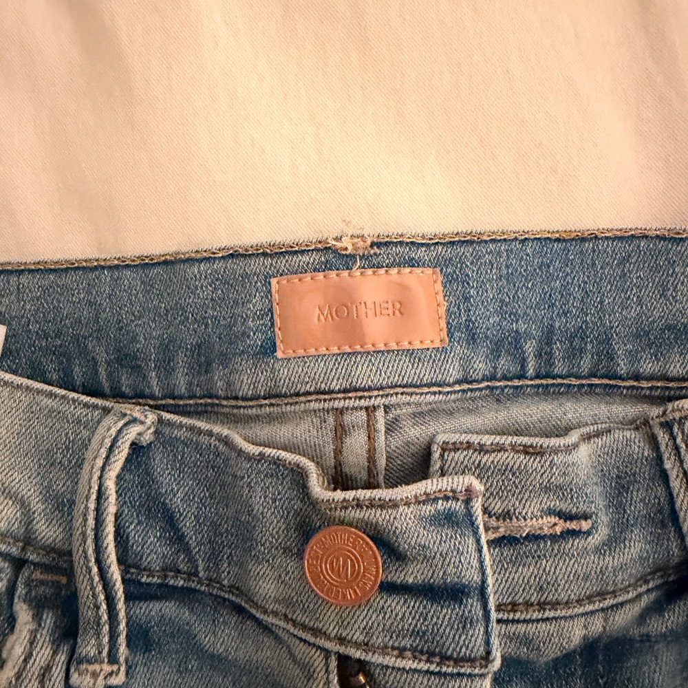 MOTHER Light Blue Cropped Ankle Jeans - Picture 3 of 5
